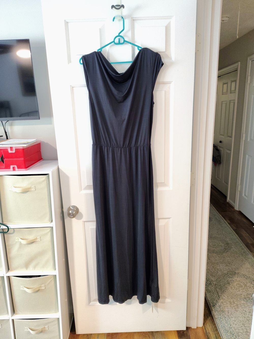 HALARA Black Maxi Dress